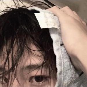 大鸡巴猛插妹妹小洞到高潮跌起
